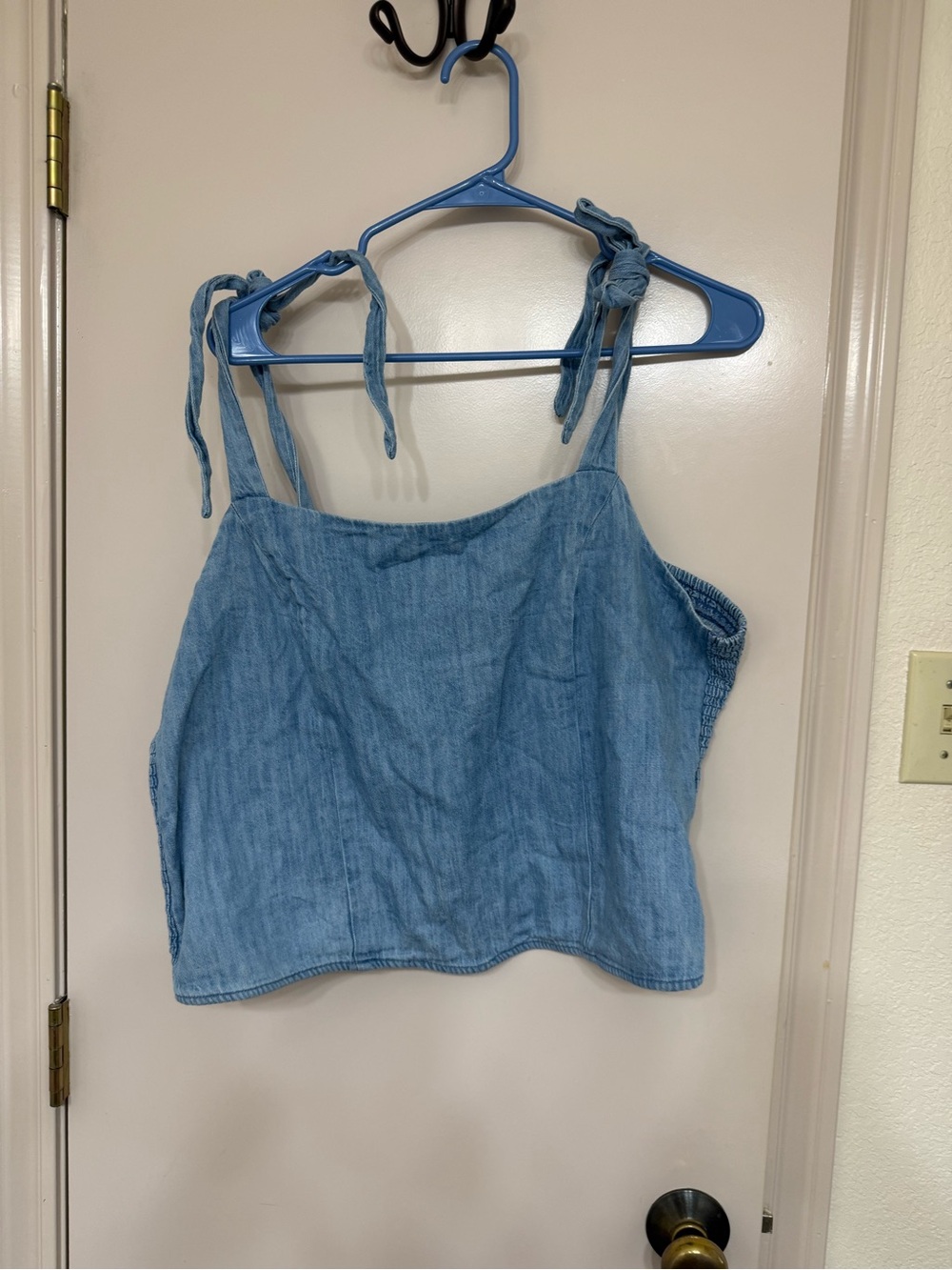 Old Navy Light Blue Denim Tie-Shoulder Crop Camisole